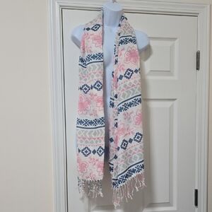 PASHMIRE Floral Patterned Scarf with Fringe
